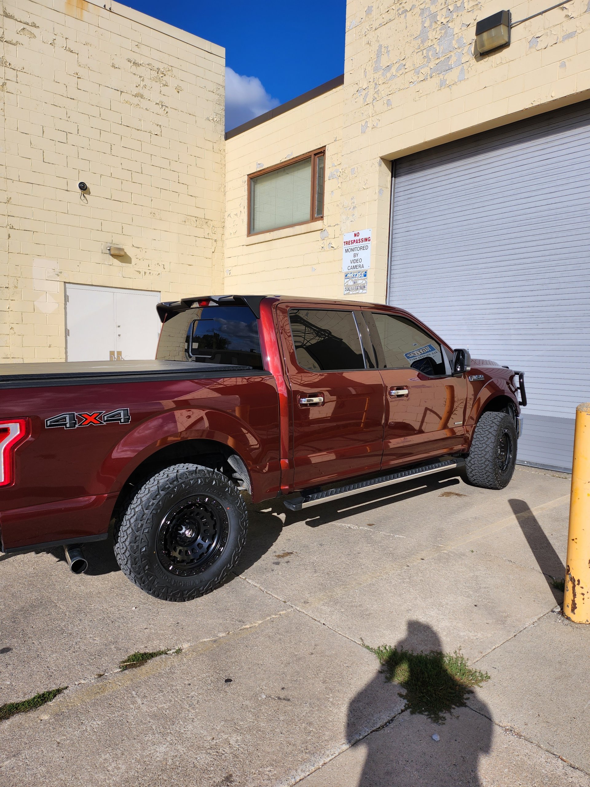 2016 Ford F150 Xlt with Custom Wheels & Tires