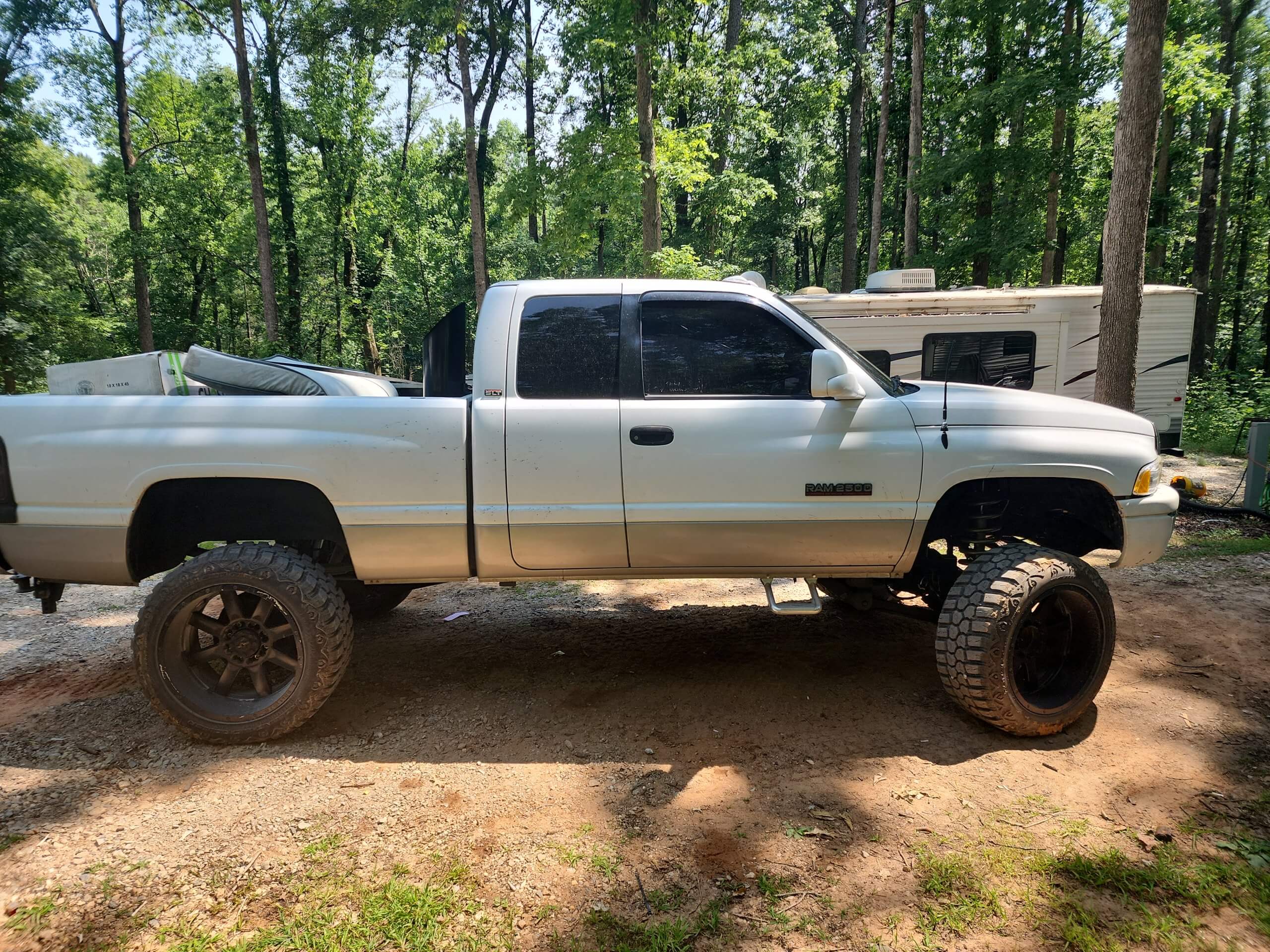 Home 52 1999 Dodge Ram 2500