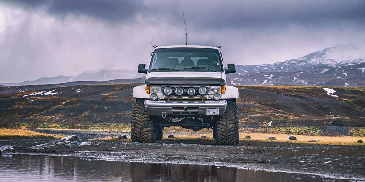 amber vs white light bar