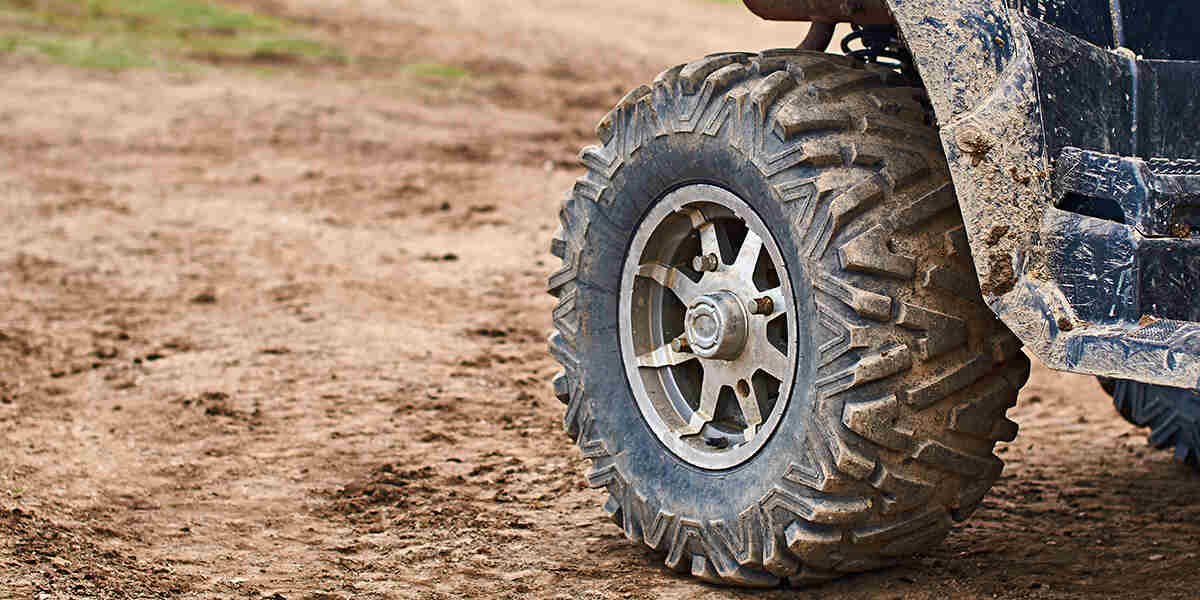 mud terrain vs all terrain tires