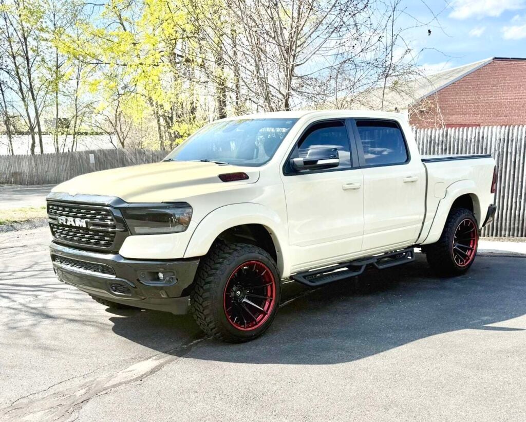 2022 Ram 1500 Lam Fuel Wheels And Hercules All Country MT-X Tires - 4 Inch Lift - IMG 1827